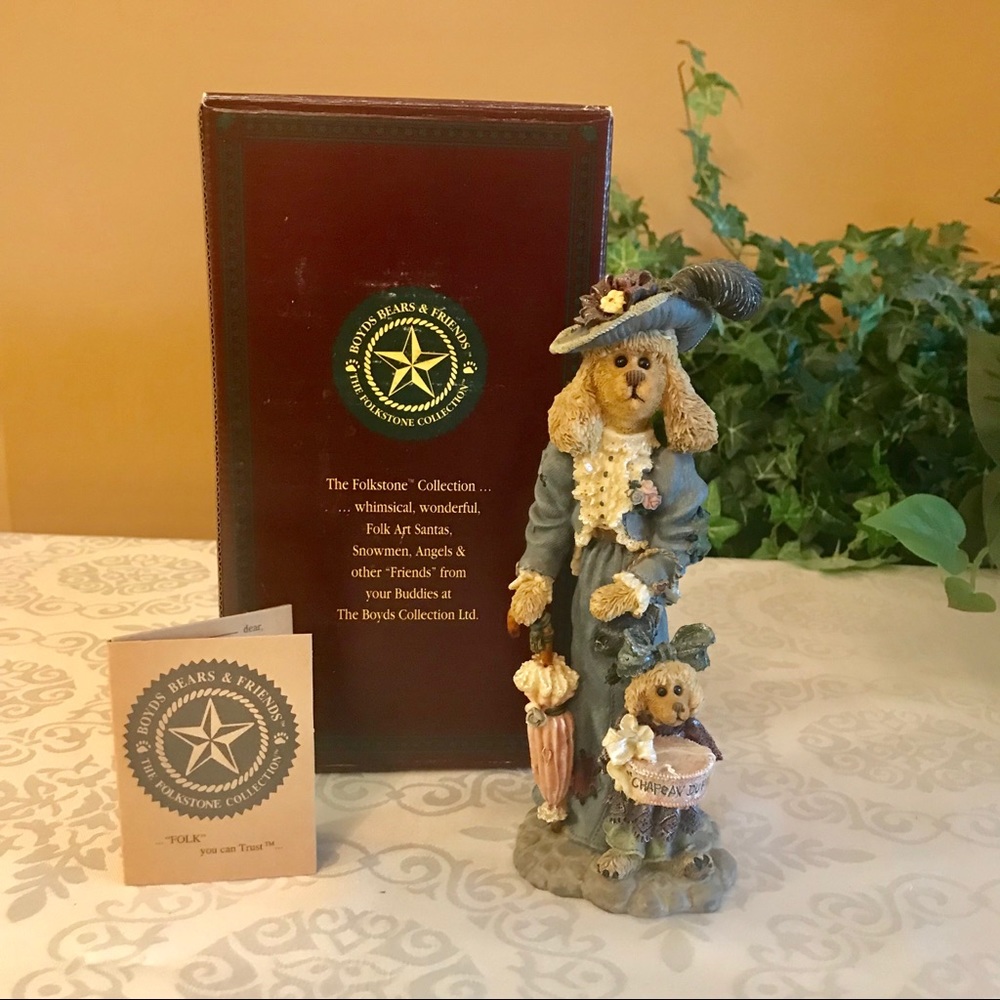 Boyd’s Bear Collectible